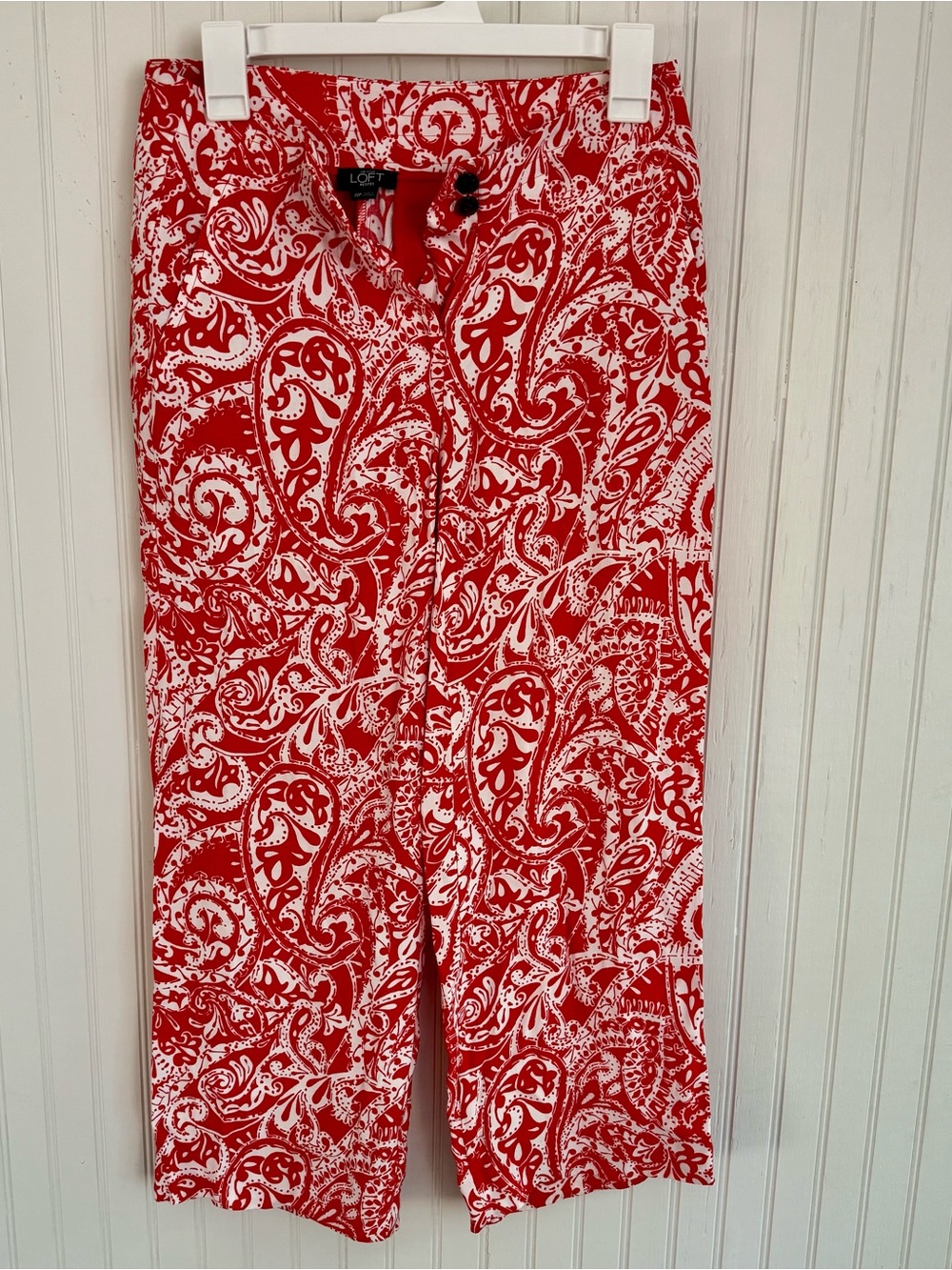 Ann Taylor LOFT Red and White Paisley Pants